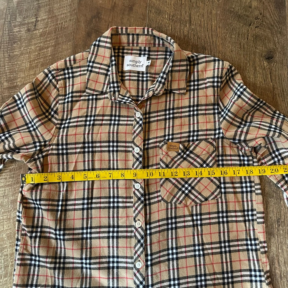 Women's Simply Southern Plaid Button Down Shirt M Beige Black - Picture 7 of 9
